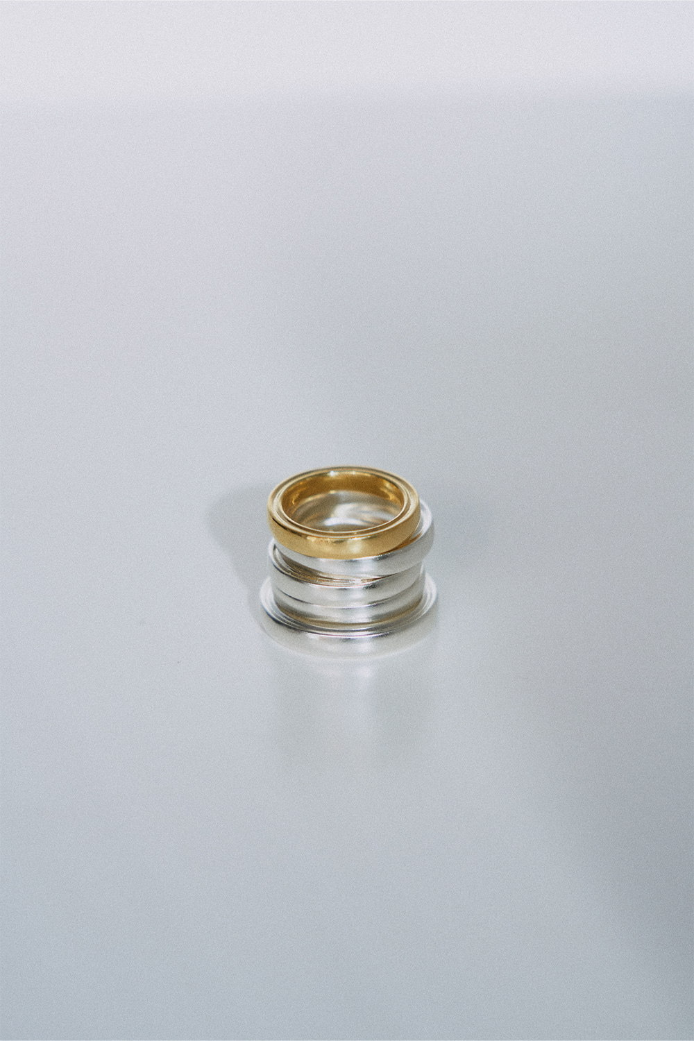 Side Touch Gold Ring